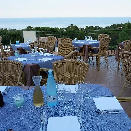 Club Esse 4* Cala Gonone